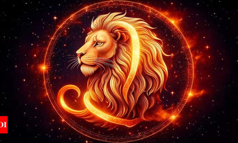 Effects of Saturn in Pisces zodiac sign on Leo Arohidants (Lagna): Time to detect deep understanding