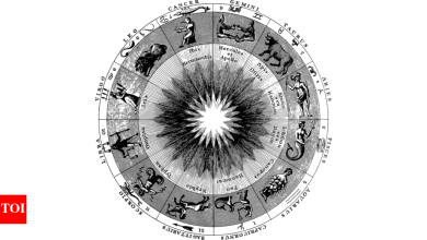 Zodiac signal and their biggest dating ick