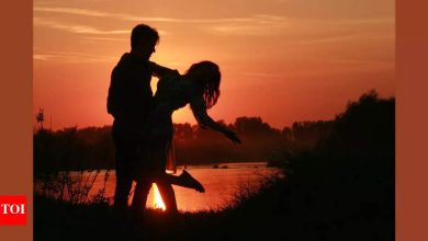 How to Flirt: Smooth operator or walking Cringe?